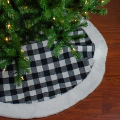 48 Inch And Smaller*Northlight 48" Black And White Buffalo Plaid Christmas Tree Skirt With High Pile Fleece Trim
