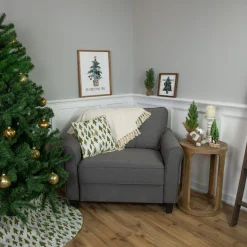 48 Inch And Smaller*Northlight 48" Cream White And Green Forest Christmas Tree Skirt