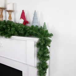 Unlit Swags*Northlight 7' Green Colorado Spruce Artificial Christmas Swag, Unlit