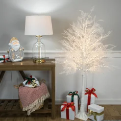 Northlight 5 And 5.5 Feet Tall>5' Led Lighted White Lace Artificial Christmas Tree - Warm White Lights