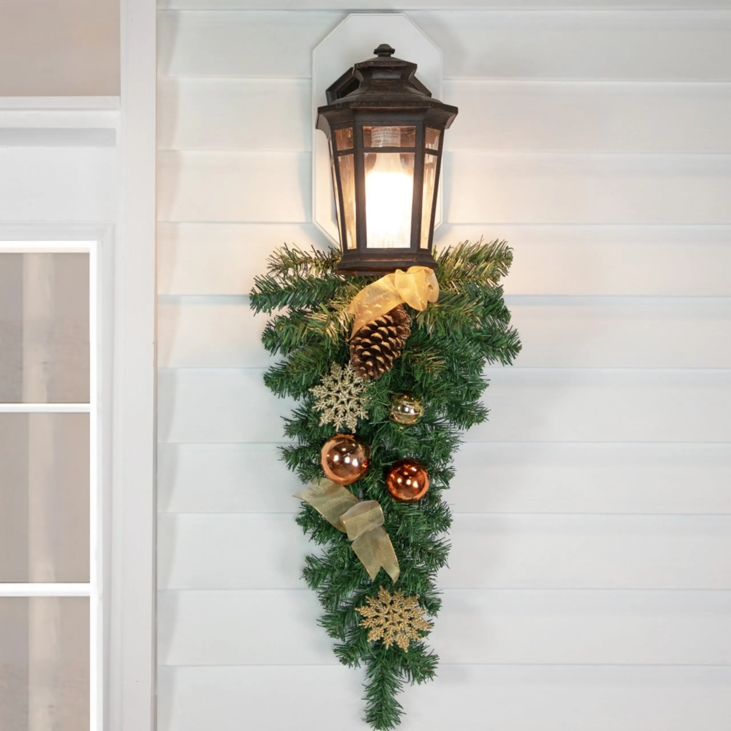 Unlit Teardrops*Northlight 26" Pre-Decorated Ball Ornaments And Bows Artificial Christmas Teardrop Swag, Unlit