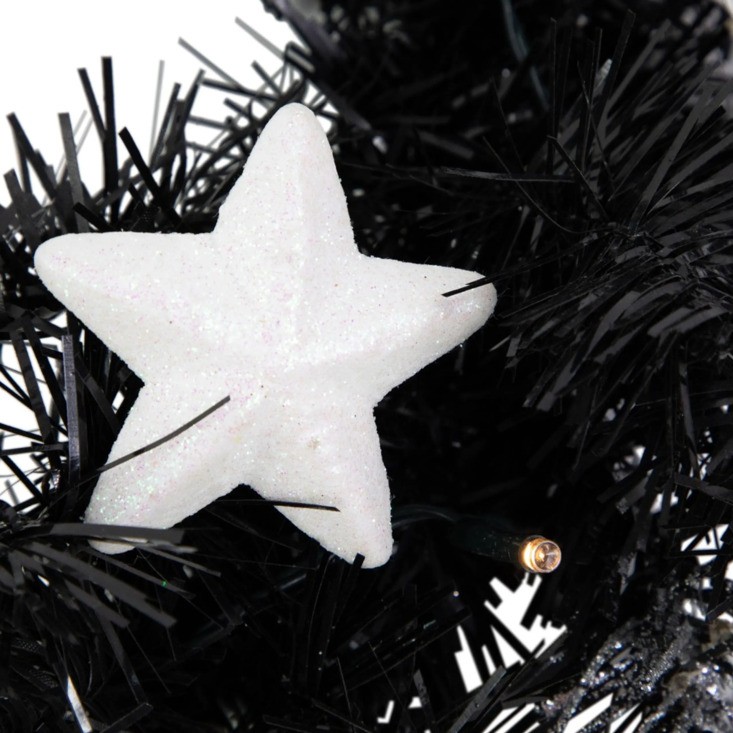 Specialty Wreaths*Northlight 16" Pre-Lit Decorated Black Pine Artificial Christmas Wreath, Cool White Led Lights