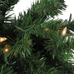 Pre-Lit Teardrops*Northlight 54" Pre-Lit Deluxe Windsor Pine Artificial Christmas Teardrop Swag - Clear Lights