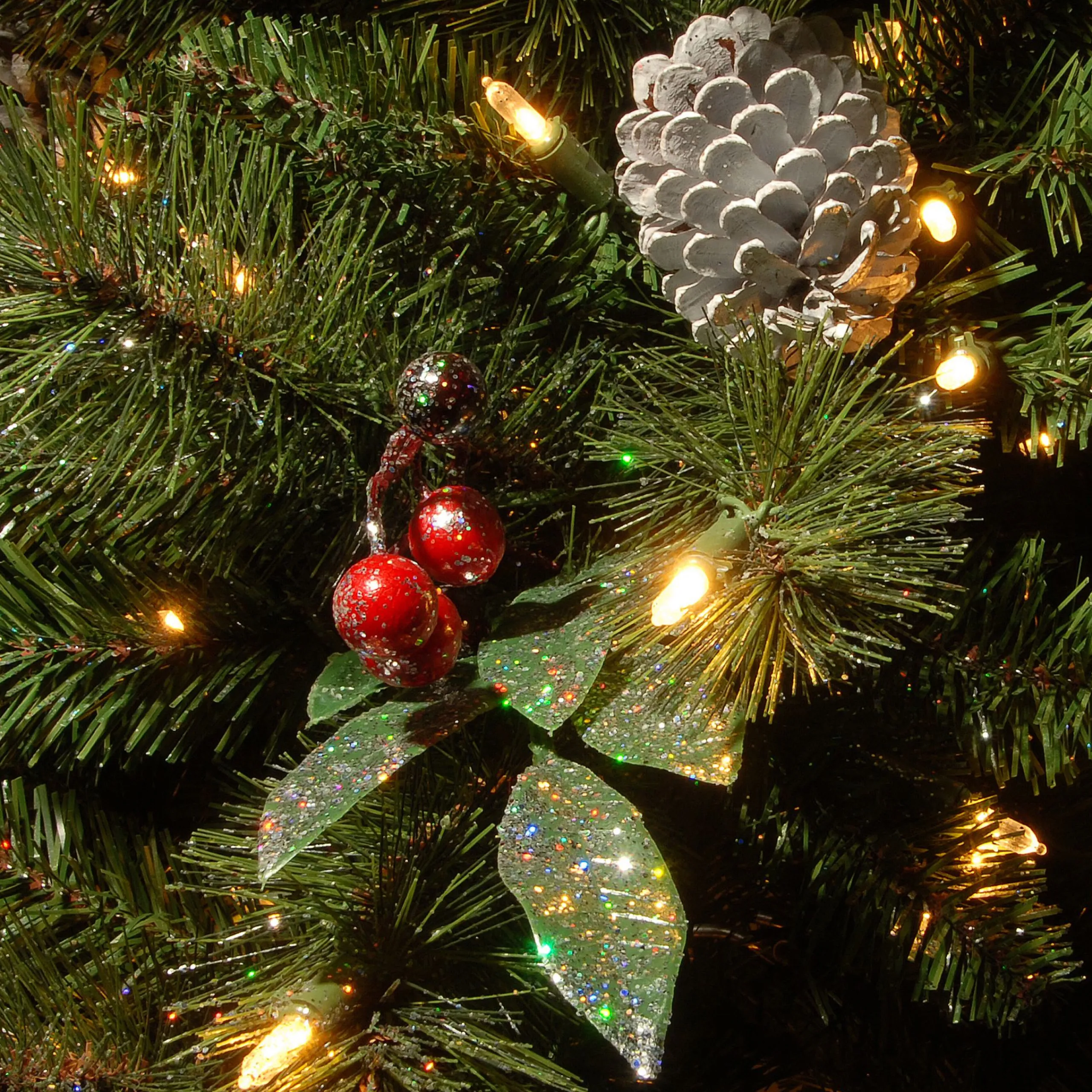 National Tree Company Potted Trees>4' Pre-Lit Frosted Pine And Berry Artificial Christmas Tree, Clear Lights