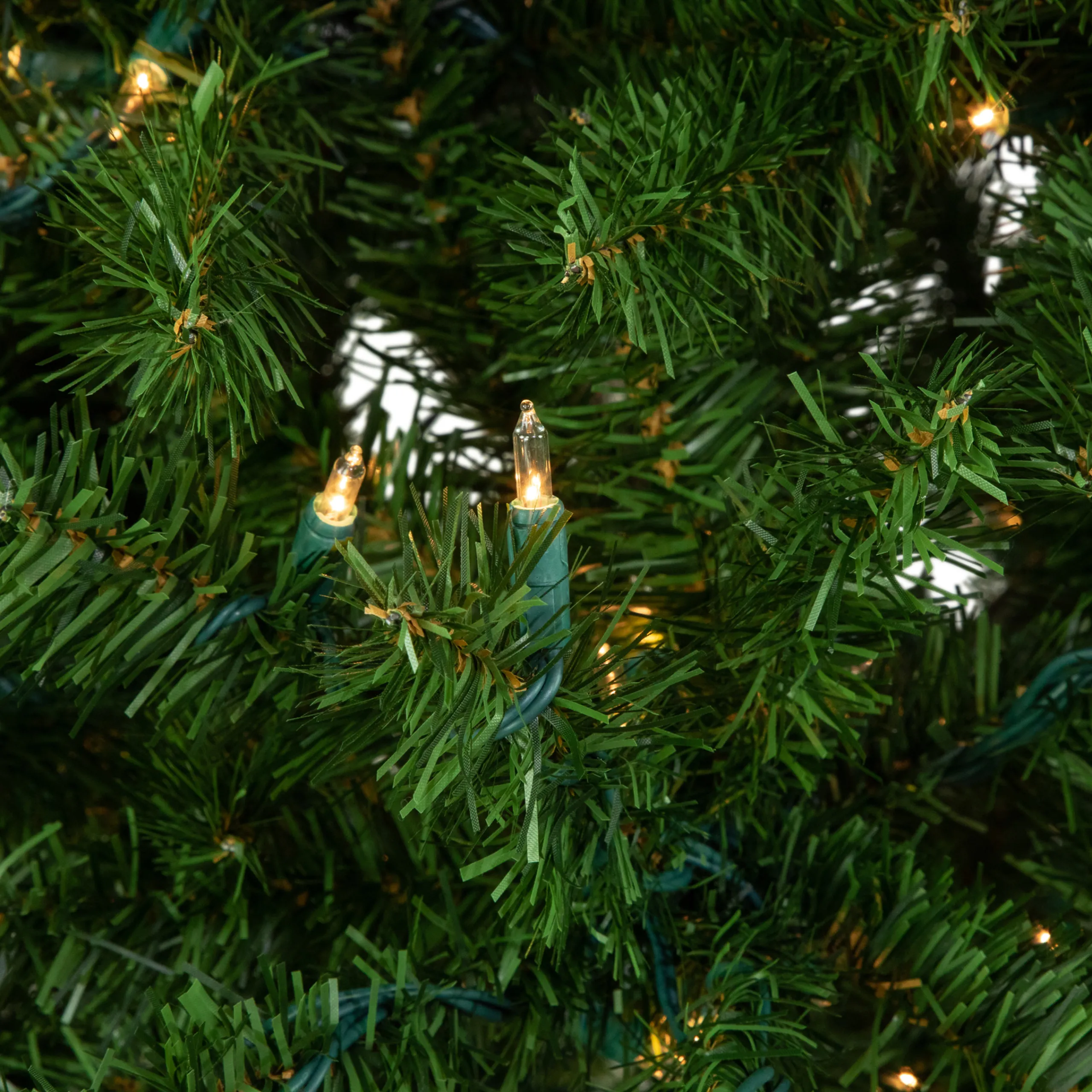 Northlight 6 And 6.5 Feet Tall>6' Pre-Lit Medium Balsam Pine Artificial Christmas Tree, Clear Lights