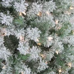 Northlight 4 And 4.5 Feet Tall>4.5' Pre-Lit Medium Flocked Winema Pine Artificial Christmas Tree - Clear Lights