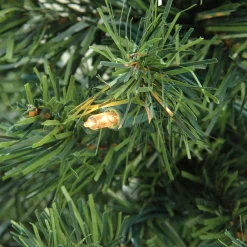 Northlight 4 And 4.5 Feet Tall>4' Pre-Lit Niagara Pine Medium Artificial Christmas Tree, Clear Lights