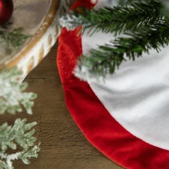 Mini Tree Skirts*Northlight 18