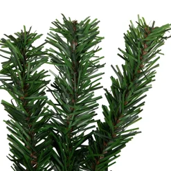 Unlit Garland*Northlight 9' X 10