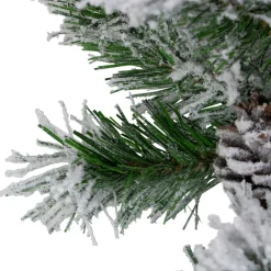 Unlit Garland*Northlight 9' X 10