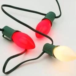 Northlight 25-Count Opaque Red And White Candy Cane C7 Christmas Light Set, 24Ft Green Wire
