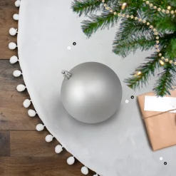 Northlight Shatterproof>Matte Silver Shatterproof Christmas Ball Ornament 4" (100Mm)