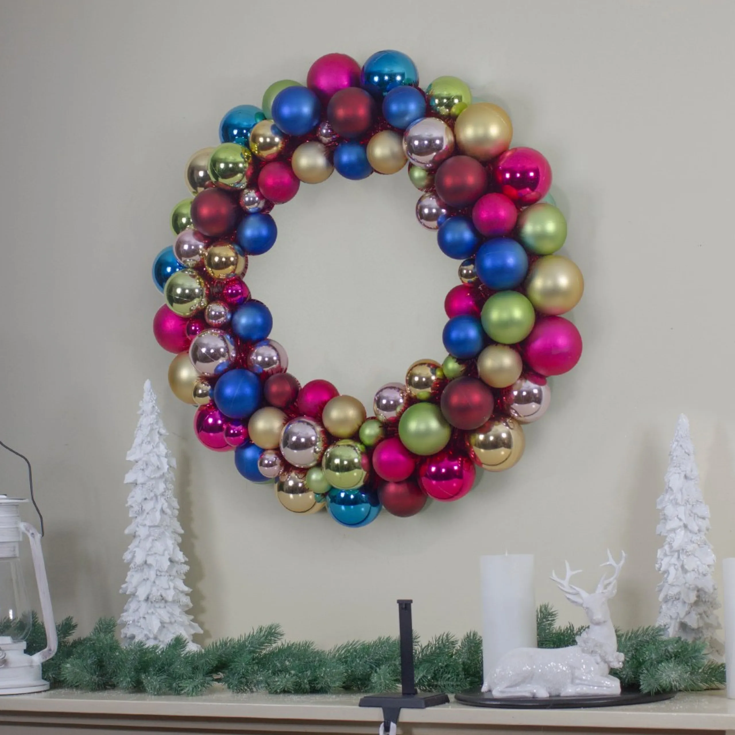 Shatterproof Ball Wreaths*Northlight Multi-Color 2-Finish Shatterproof Ball Christmas Wreath, 24-Inch