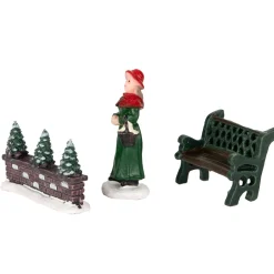 Christmas Villages*Northlight 7-Piece Christmas Village Figurine And Tree Display Set