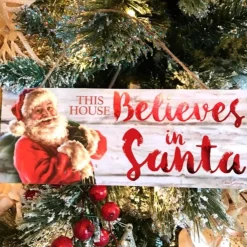 Signs & Plaques*Glow Decor Red And White Santa Printed Rectangular Christmas Wall Sign With Rope Hanger 4