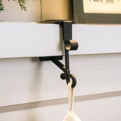 Garland Accessories*Village Lighting Co. Set Of 2 Brown Christmas Mantle Garland And Stocking Hanger 6.50