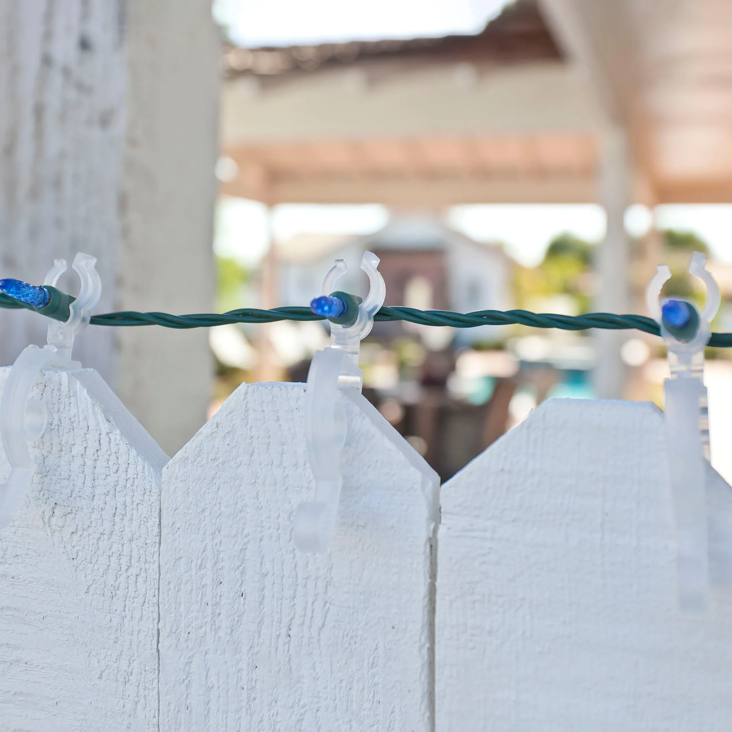 Northlight Set Of 25 Clear Max Pro Anywhere Christmas Light Clips - 4"