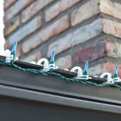 Northlight Set Of 25 Clear Max Pro Anywhere Christmas Light Clips - 4